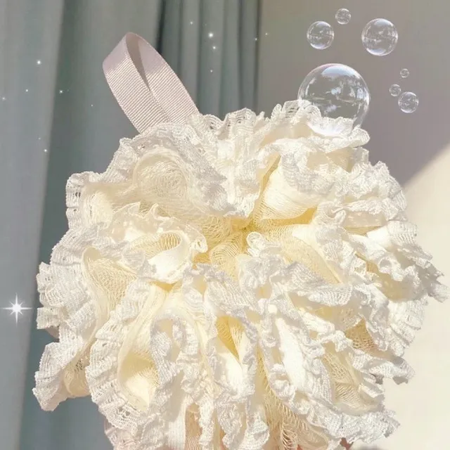 Štýlová umývacia hubka z moderného materiálu v dizajnovom vzhľade s čipkou Gigi
