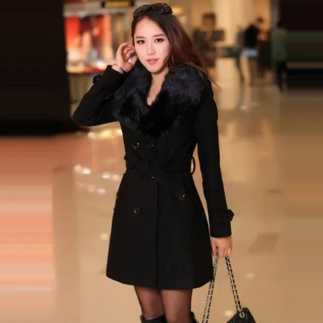 Women's winter coat with distinctive collar - 7 colours