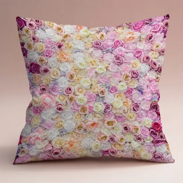 Gentle pillowcase with flower motif 45 x 45 cm