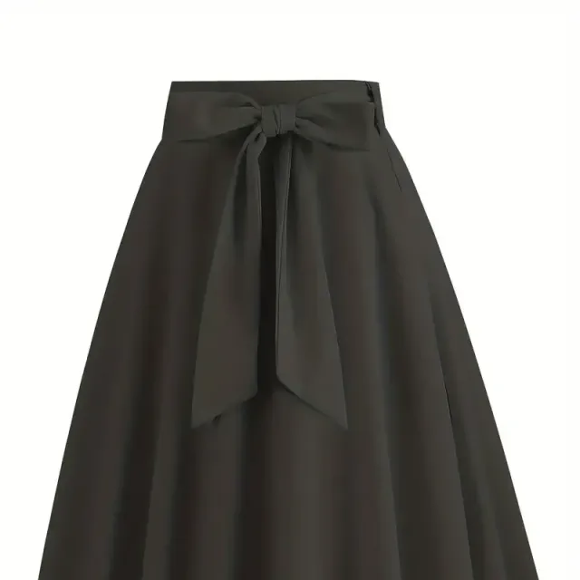 A-cut skirt with bow in front