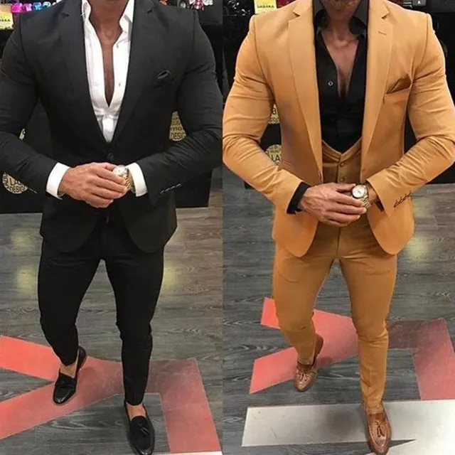 Complete men's suit with vest