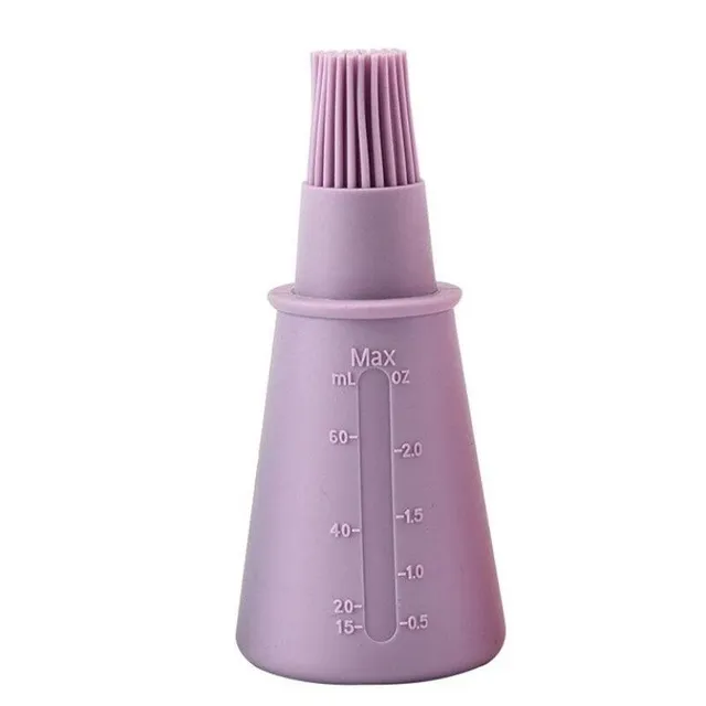 Silicone brush with oil container