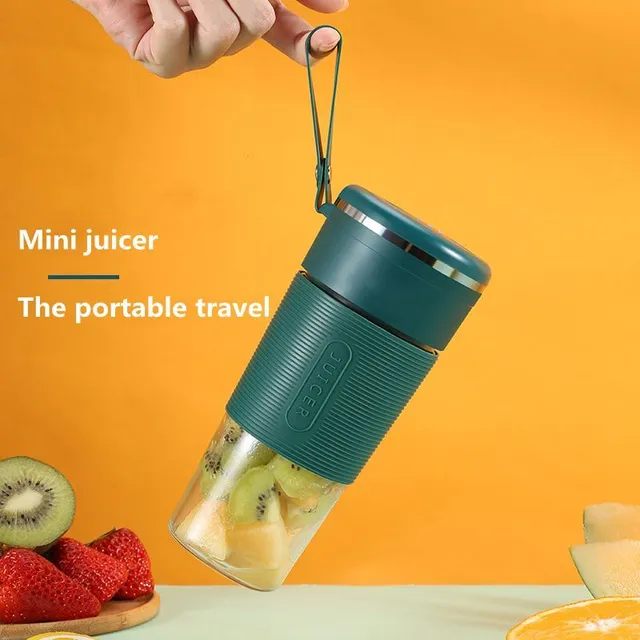 1pc Miniature portable blender, Electric USB juicer mixer, On the Road mixer for protein drinks and smoothie