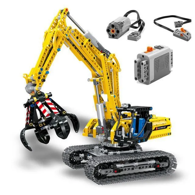 Technic excavator kit with 720 parts