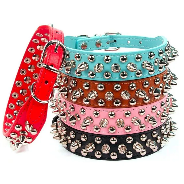 Luxury dog collar with spikes Saul