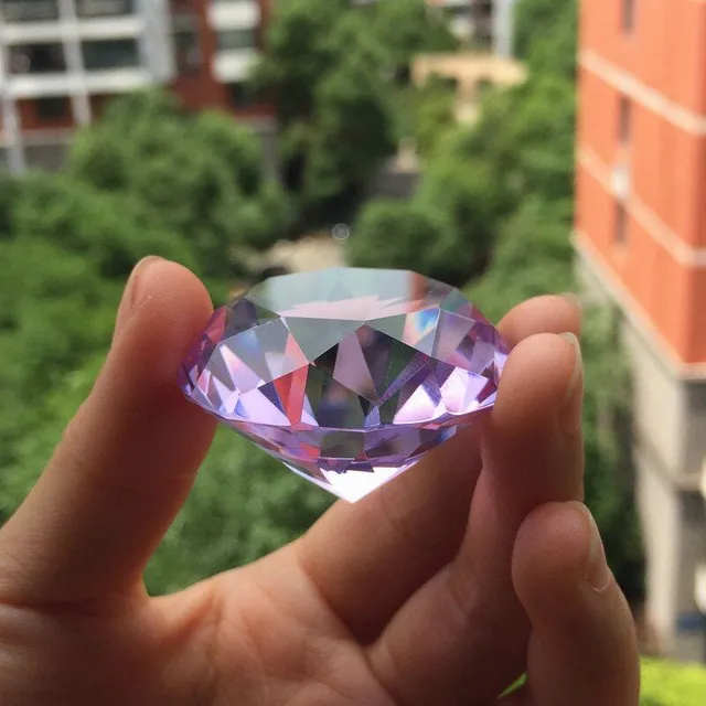 Dekorativní skleněný diamant C478