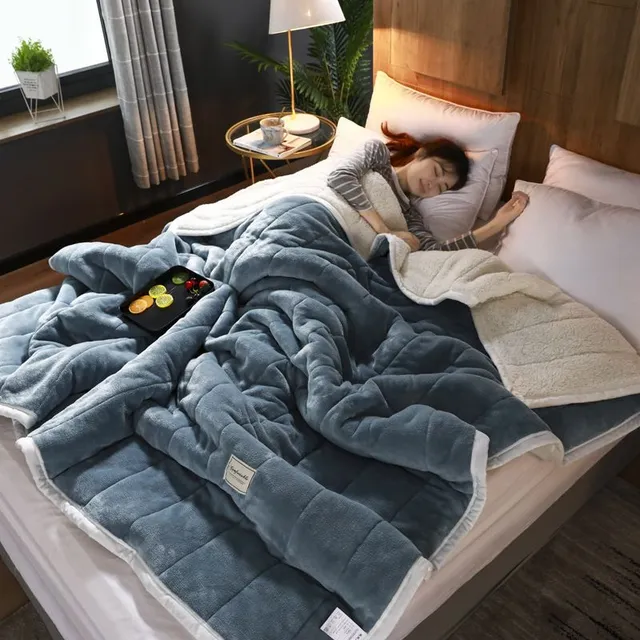 Warm, soothing fleece blanket 120 x 200 CM