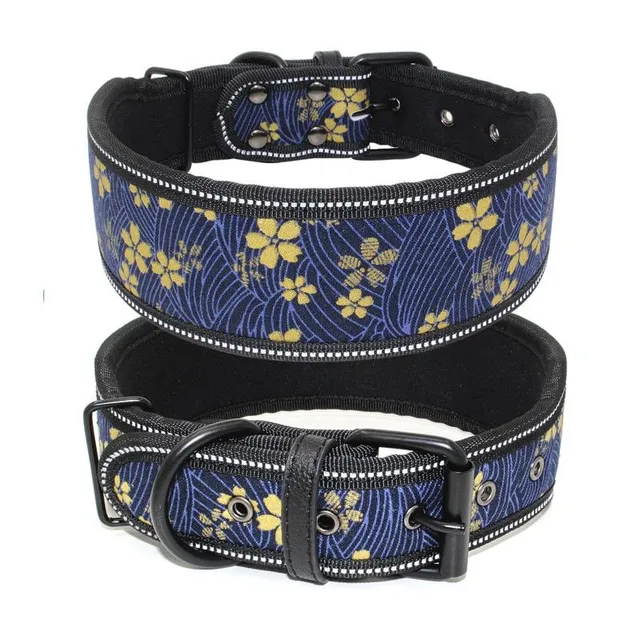 Padded wide reflective collar for dogs