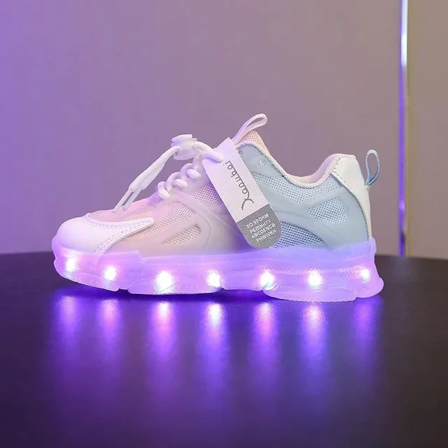 Pantofi LED multicolori cu încărcare USB - stil și confort pentru micii entuziaști