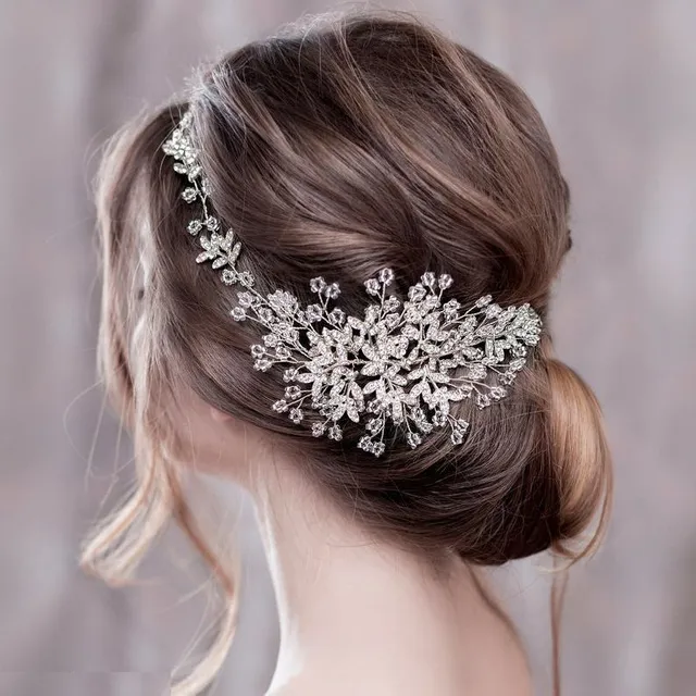 Luxury hair tiaras decorated with artificial crystal stones and flower pattern