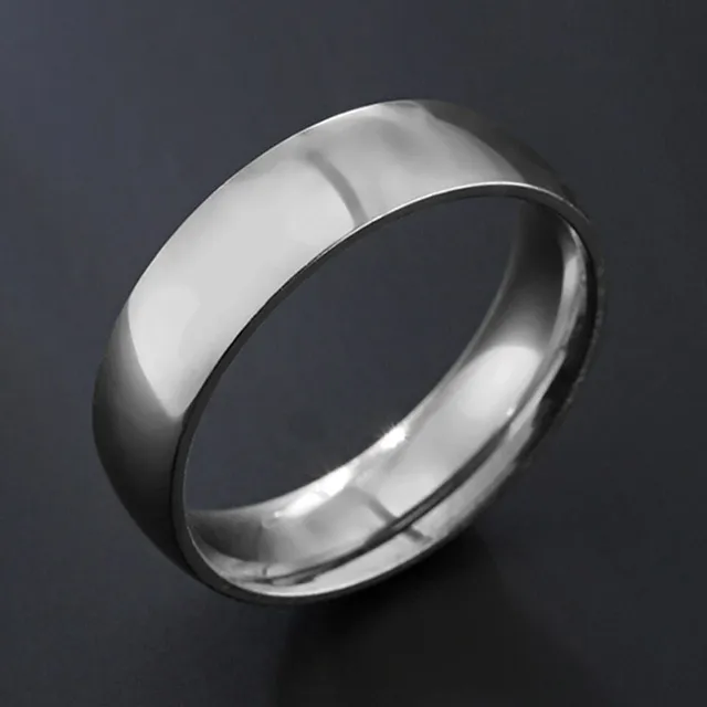 Men's elegant ring - fine pattern