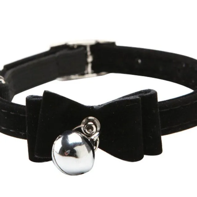 Collar with bow tie and bell for dogs and cats