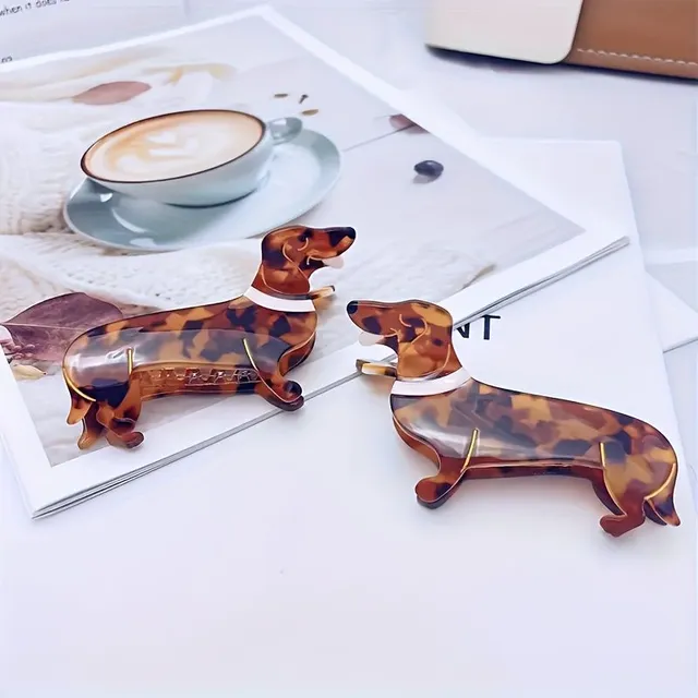 Hair clips in the shape of a dachshund made of acetate, fashionable and practical, for everyday wearing