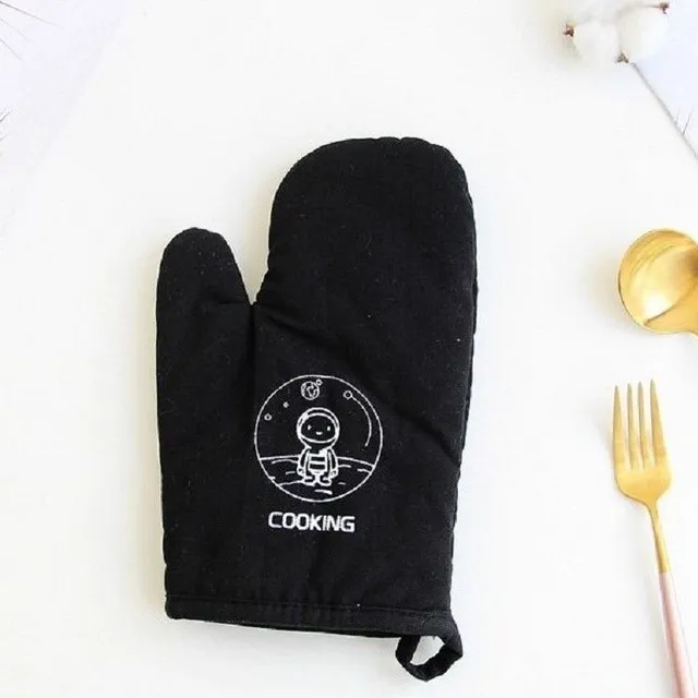 Kitchen gloves