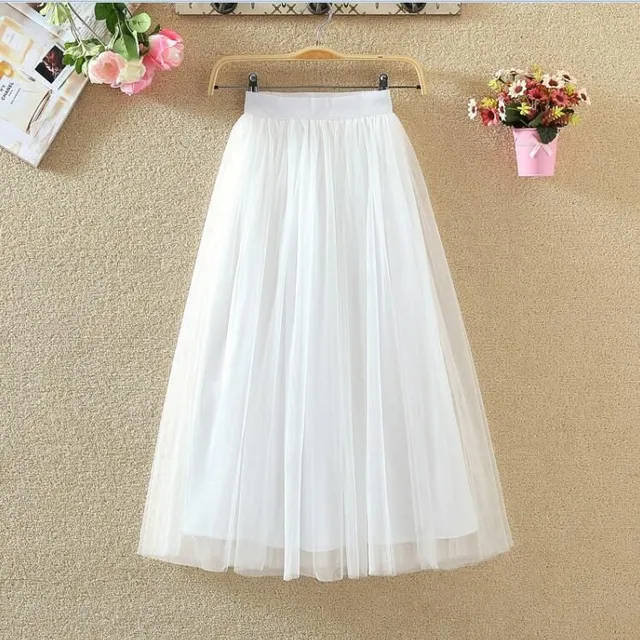 Women's tulle skirt with elastic waistband