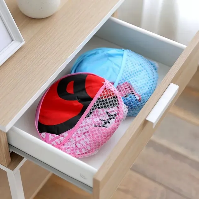 Foldable breathable basket for dirty laundry © Toys