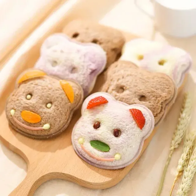 Formă pentru sandvișuri pentru copii în formă de ursuleț, mașinuță sau iepuraș pentru mâncare distractivă și gustoasă