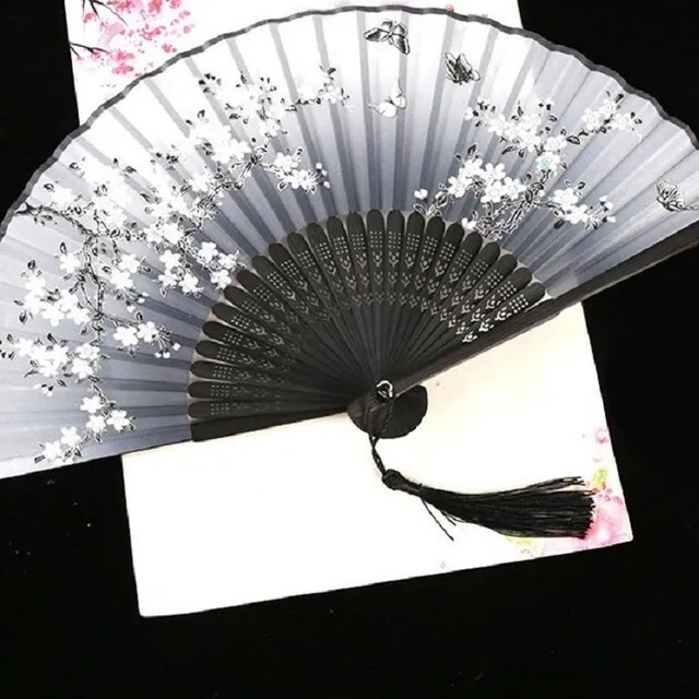 Japanese fan with floral motif