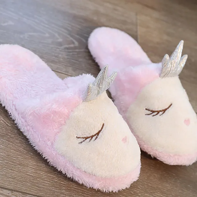 Women's wool slippers