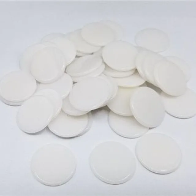 Replacement coloured tokens for board games 100 pieces - more colours Paula