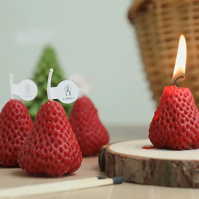 Decorative scented candles strawberry 4 pcs