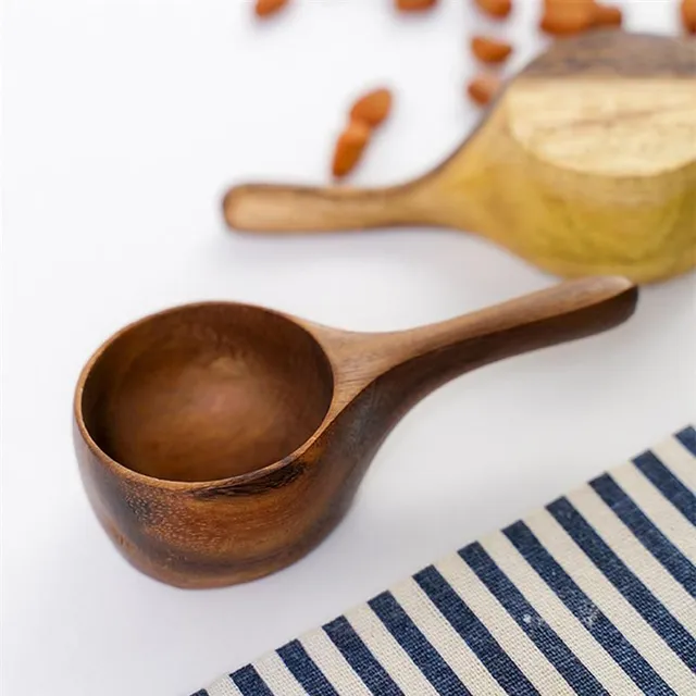 Wooden measuring cup