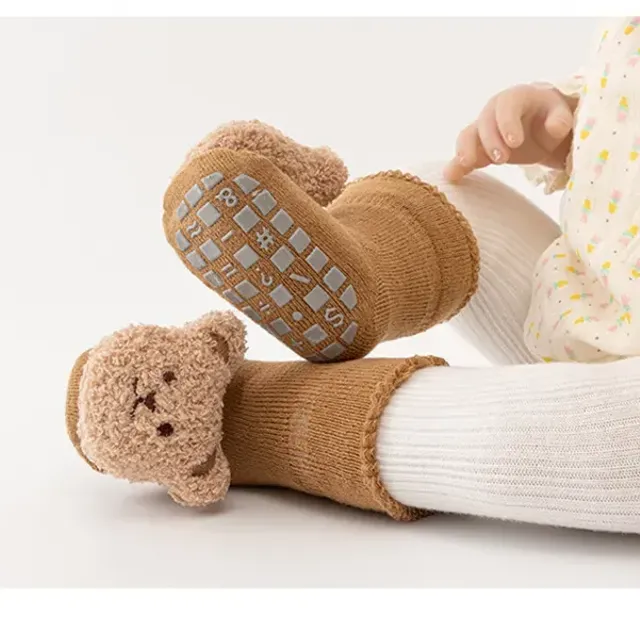Children's unisex winter socks with teddy bear and anti-slip sole for newborns and toddlers