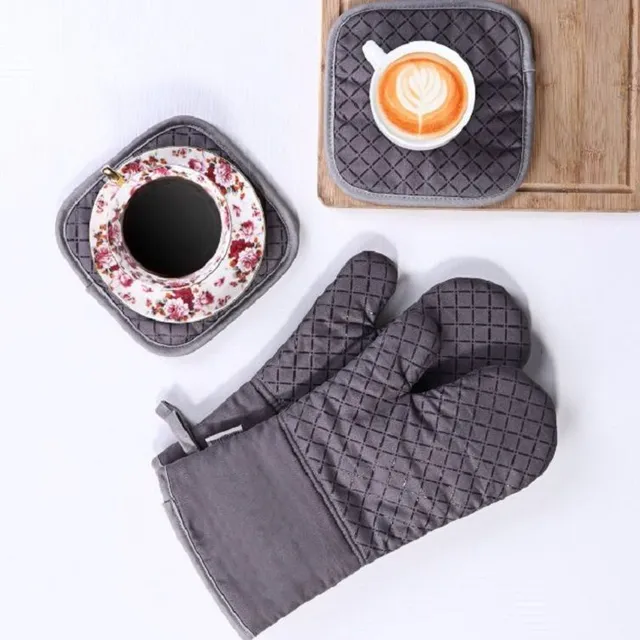 4 pcs Kitchen mitt and mat