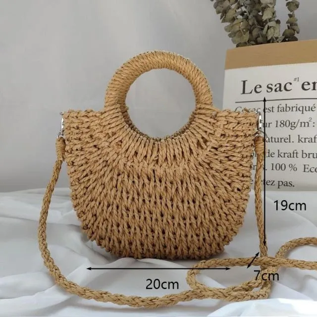 Women's straw beach bag