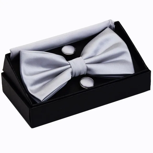 Men's bow tie, handkerchief and cufflinks