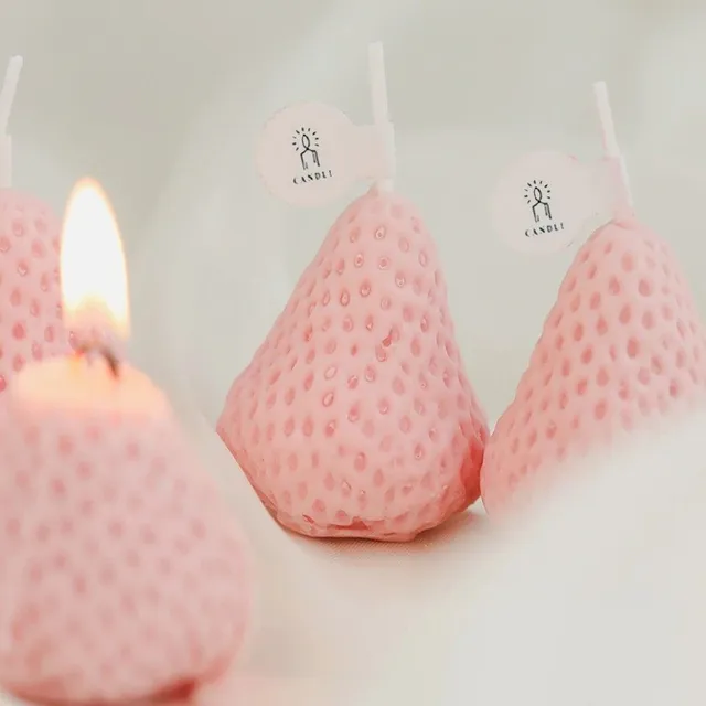 Decorative scented candles strawberry 4 pcs