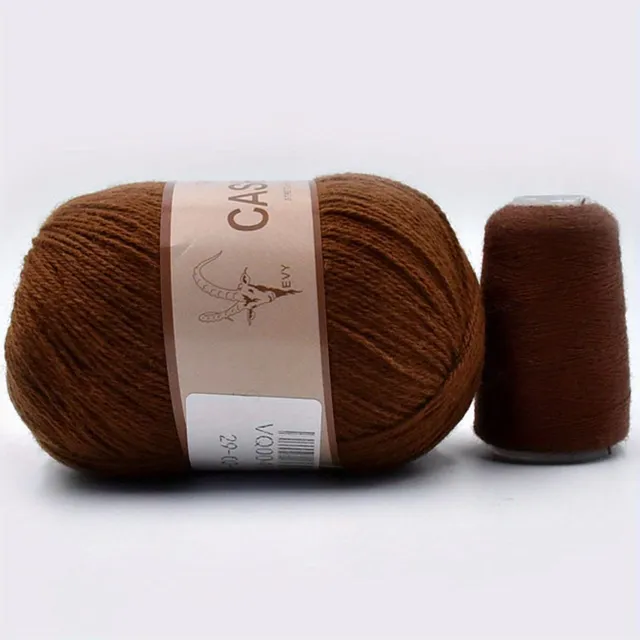 Beautiful 98% cashmere yarn for hand knitting and crochet - soft and suitable for machines - ball for scarves, sweaters and more