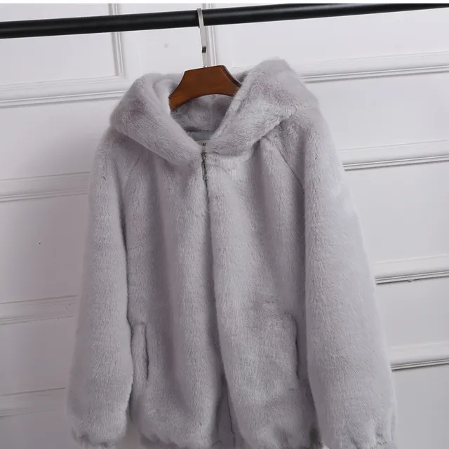 Women's furry zipped jacket with hood