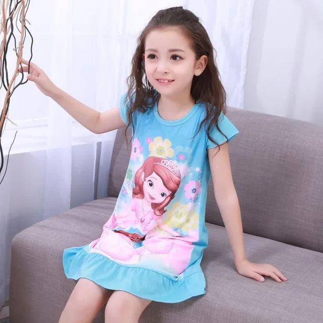 Children's nightgown with princess motif