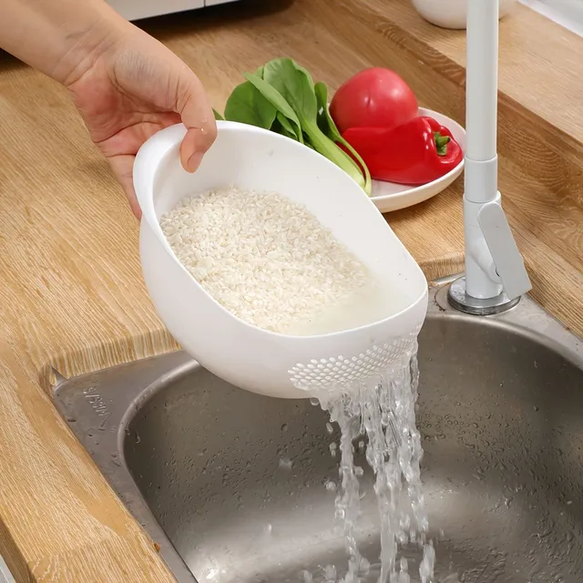 Rice rinsing basket with colander