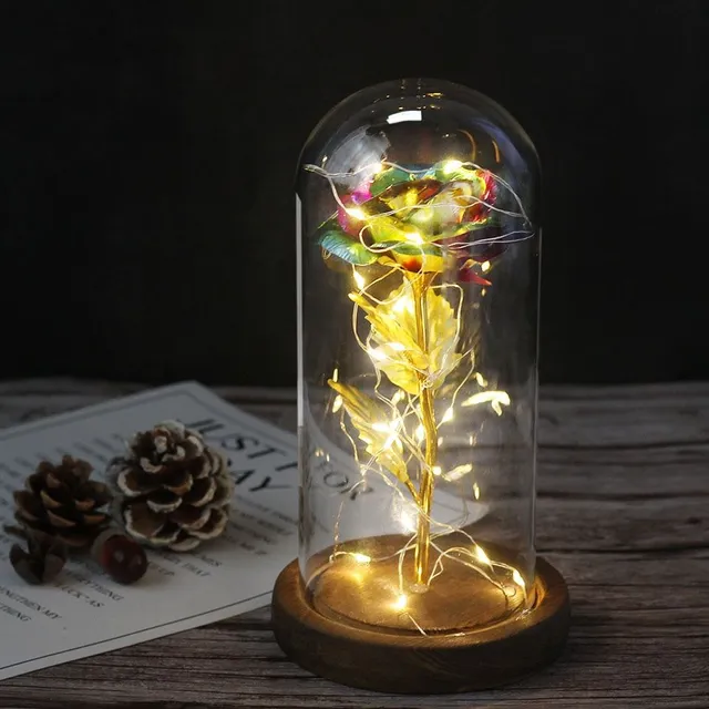 LED rózsák üveg vázában