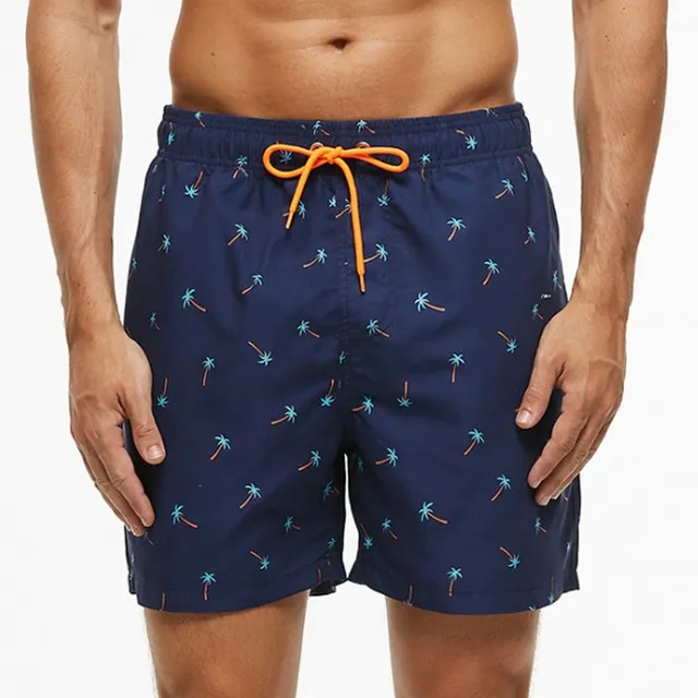 Men's quick-drying swim shorts with mesh lining and print