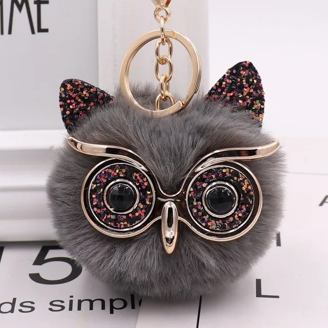 Owl pendant for handbag with fur