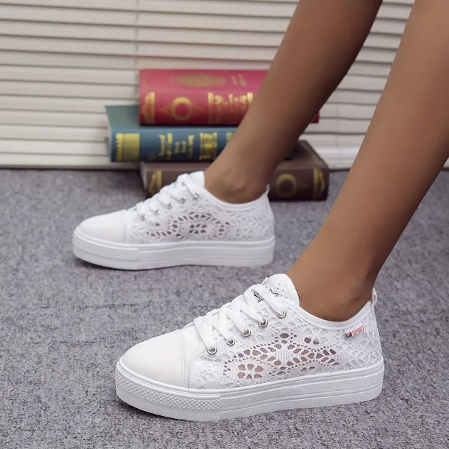 Women's platform sneakers with lace lining, round tip, low skate shoes, leisure shoes