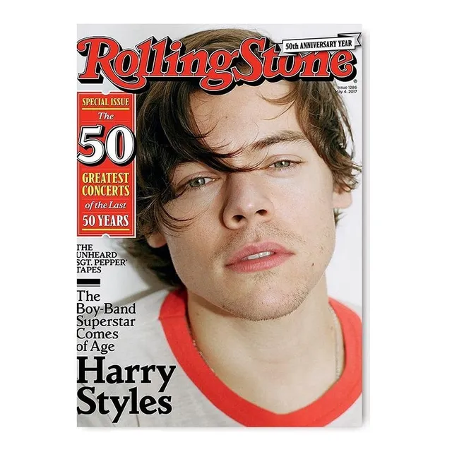 Poster cu popularul cântăreț britanic Harry Styles