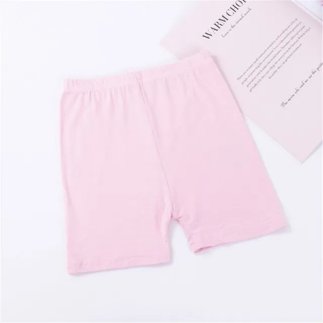 Gorgeous girls' shorts made of comfortable elastic material with cute Randulf lace detail