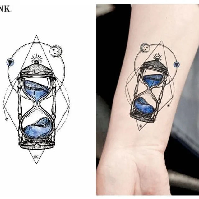 Falešné voděodolné tetování na tělo