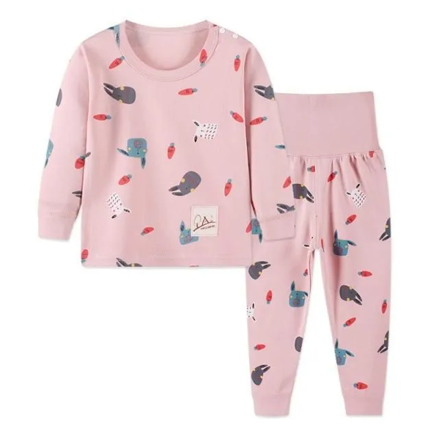 Fine children's pajamas with long sleeves