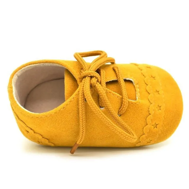 Papuci pentru copii în diferite culori