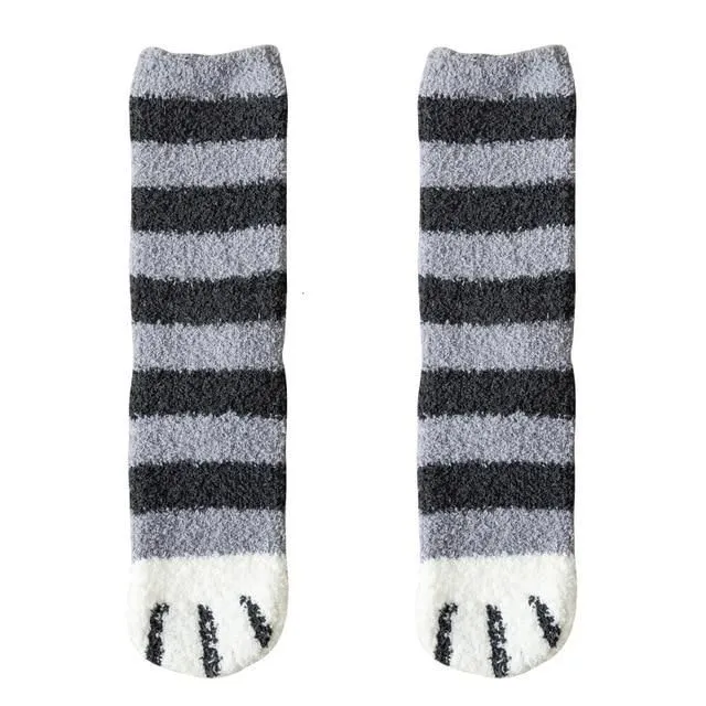 Warm socks in the shape of a paw