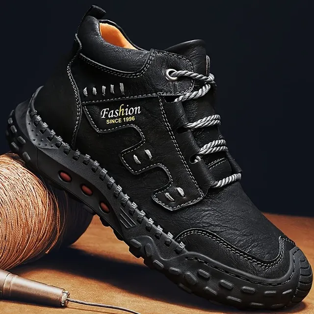 Men's outdoor hiking shoes and climbing with anti-slip sole