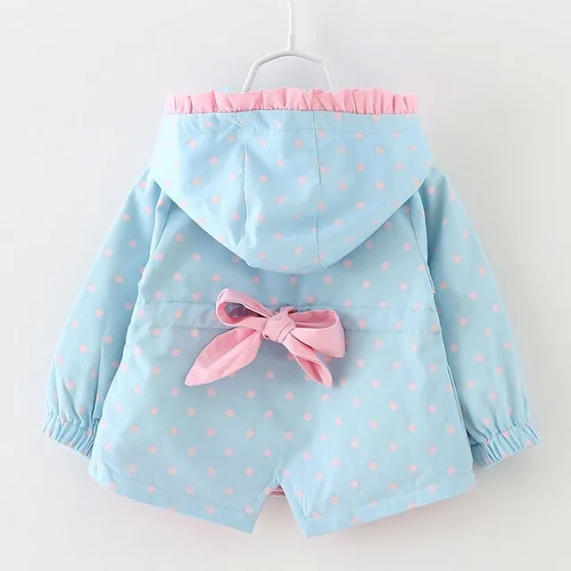 Beautiful baby button jacket with giraffe for babies