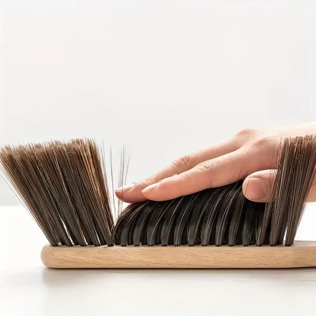 Practical brush for household dust - ideal for mattress, seat, car, clothing and furniture