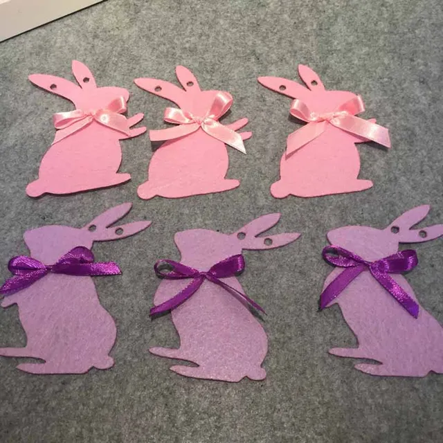 Easter chain with bunnies