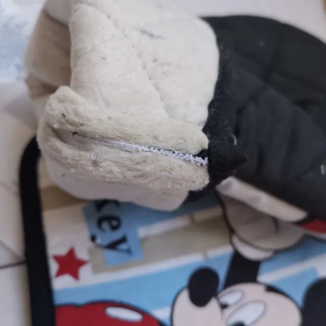 Practical kitchen glove + towel with Mickey Mouse motif